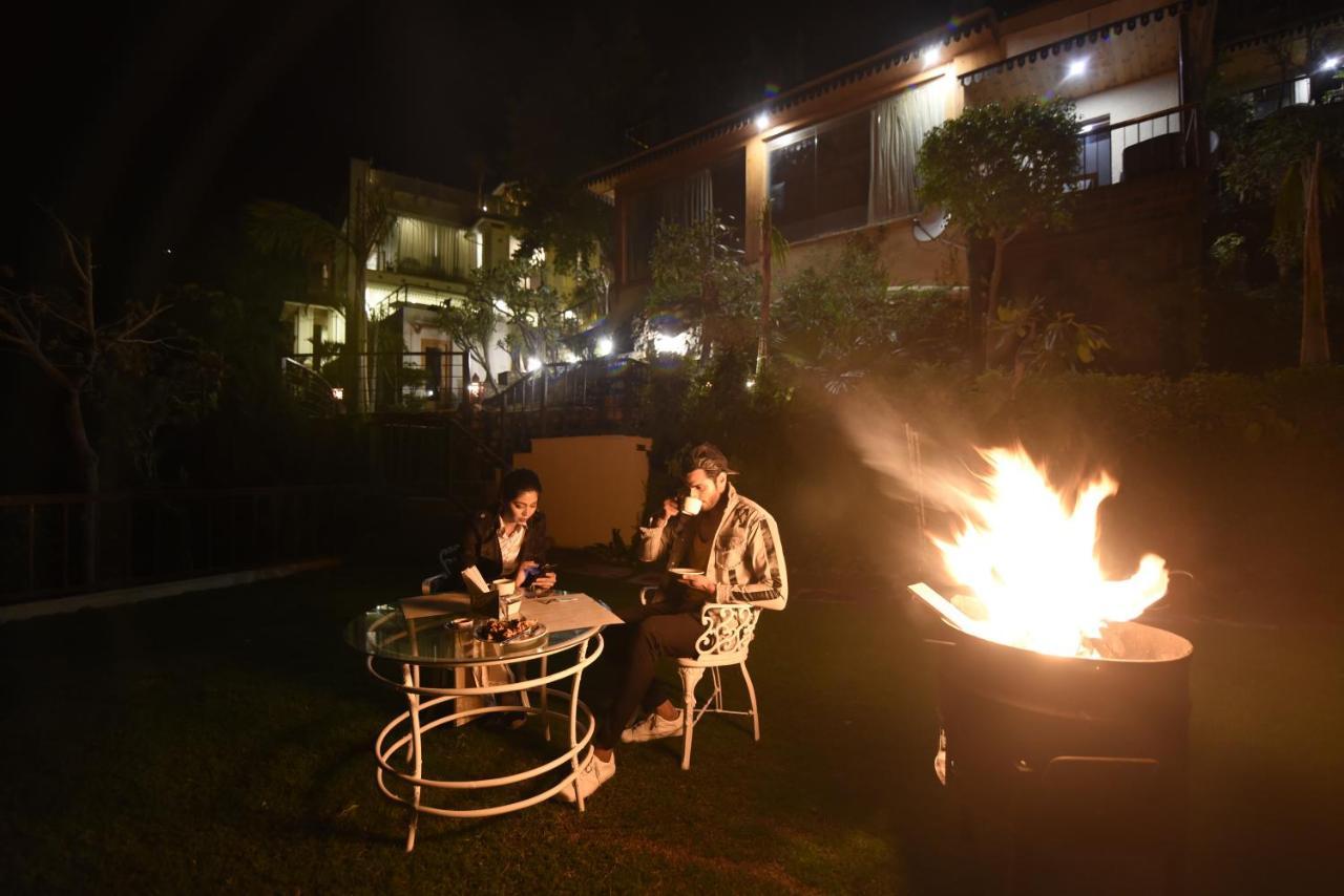 Raga On The Ganges, Rishikesh Hotel Exterior photo